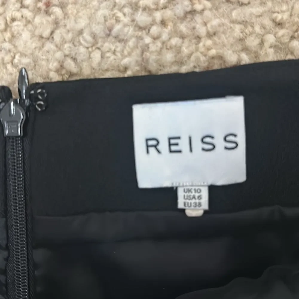 Reiss Wool Blend Pencil Skirt